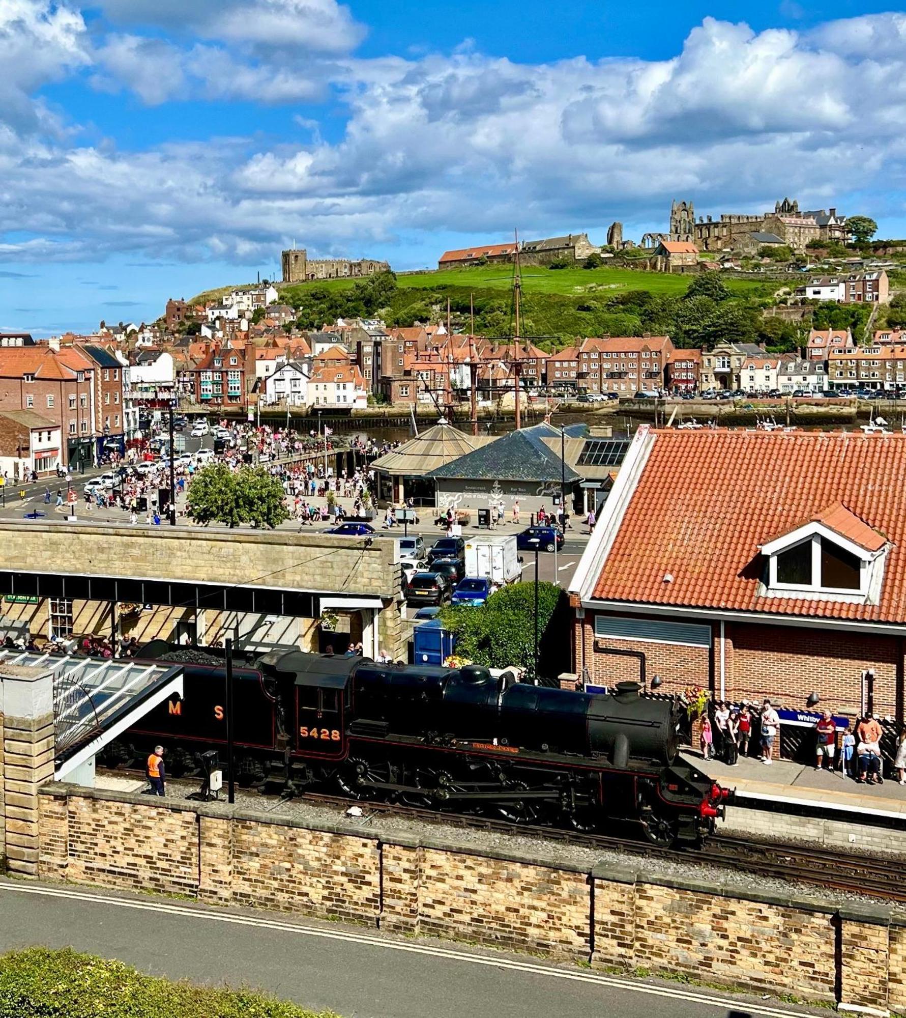 The Mainstay Luxury Boutique Rooms With Private Parking Whitby Eksteriør bilde